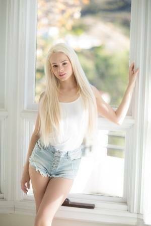 Perfect blondes Charlotte Stokely & Elsa Jean reveal their exotic bodies on modelies.com