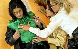 Cindy Dollar, Lucy Bell & Adel Sunshine having some lesbian fun on modelies.com