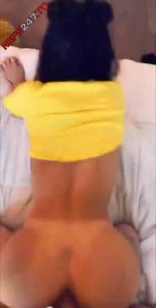 Mia Screams hard fucked on bed snapchat premium xxx porn videos on modelies.com