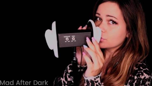 Mad After Dark ASMR - Moaning Ear Eating Dirty Talk French English Smoking Weed - Britain - France on modelies.com