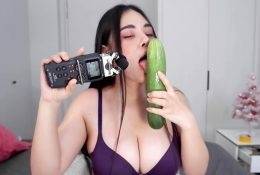 ASMR Wan Cucumber Licking Video Leaked on modelies.com