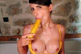 ArianaRealTV Topless Banana Blowjob Video Leaked on modelies.com