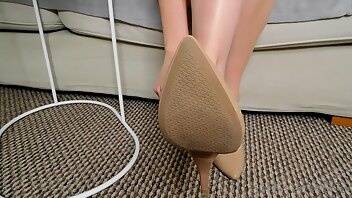 Tinsleyteaser angry boss bitch makes you worship her perfect feet so that you can make up for you... on modelies.com
