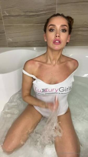 Luxury Girl Onlyfans Pack MEGA Leaked on modelies.com