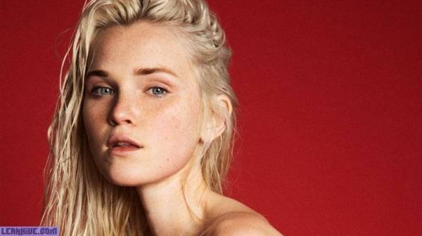 Alexa Reynen tender topless blonde on modelies.com