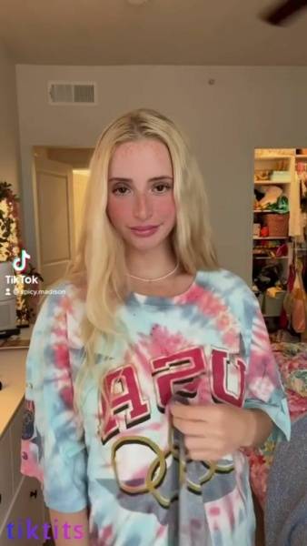 TikTok nude funny girl who is trending to bare her white boobs on modelies.com