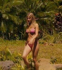 Tiktok Porn Jennifer Aniston in bikini on modelies.com