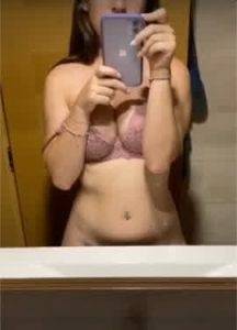 Spanish teen teasing on the toilet - Spain on modelies.com