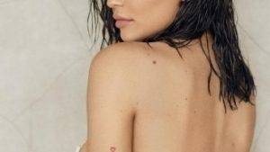 Kylie Jenner Nude Swimsuit Photoshoot Leaked Mega on modelies.com