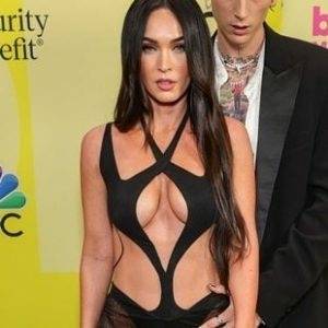 Delphine MEGAN FOX TAKES HER TITS OUT AT THE BILLBOARD MUSIC AWARDS on modelies.com