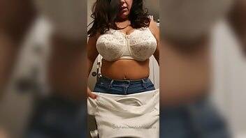 Subrina lucia getting ready for bed onlyfans leaked video on modelies.com