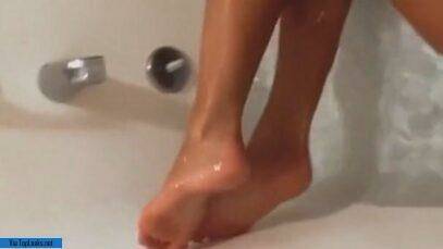 Rachel Cook Nude Bath Video Leaked on modelies.com