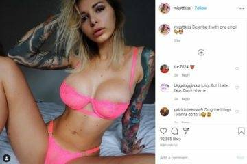 Missttkiss Nude Anal Gape Cosplay Video Leaked on modelies.com