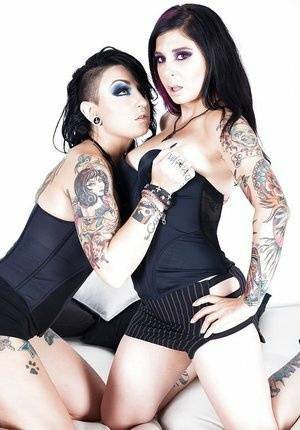 Goth models play with their tatted tight bodies and pussies on modelies.com