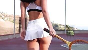 Daisykeech wanna play with me on the court watch me undress by dming me tennis for th on modelies.com