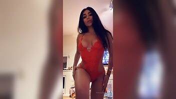 Petrovaa naughty girl like to play onlyfans leaked video on modelies.com