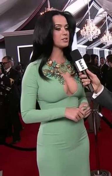 Katy Perry in that dress, it was a knockout on modelies.com