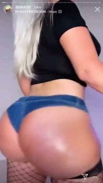 Oily PAWG on modelies.com