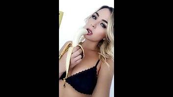 Blair Williams eats a banana premium free cam snapchat & manyvids porn videos on modelies.com
