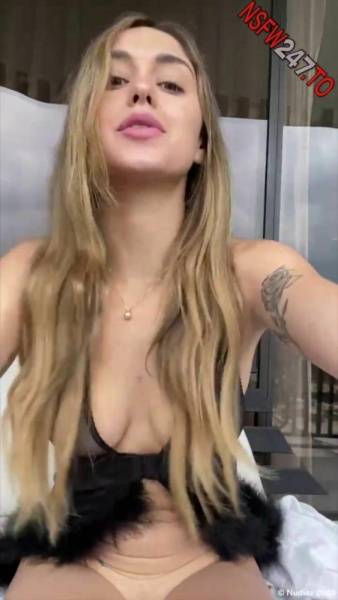 Riley Summers Hitachi cum show snapchat premium 2020/12/10 porn videos on modelies.com