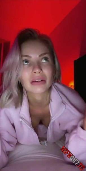 Layna Boo tease at night snapchat premium porn videos on modelies.com