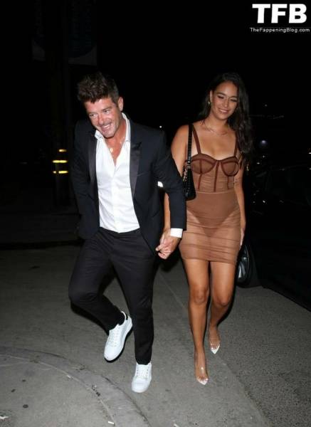 April Love Geary & Robin Thicke are One HOT Couple on modelies.com