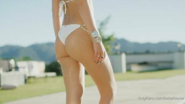 Bella Thorne Pool Bikini Onlyfans Video Leaked on modelies.com