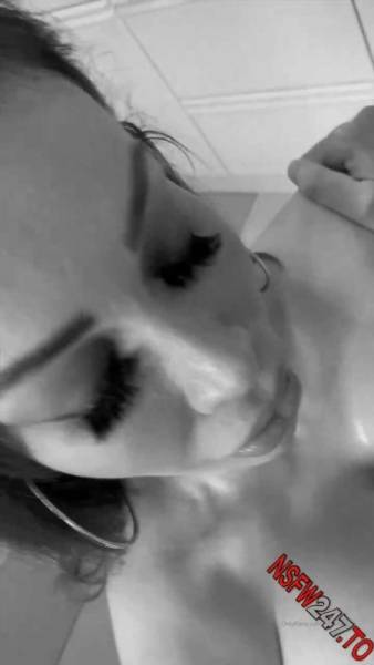 Chessie Kay handjob blowjob homevid video porn oral sex onlyfans porn videos on modelies.com