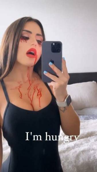 Giovanna Eburneo Bodysuit Zombie Cosplay Video Leaked - Brazil on modelies.com