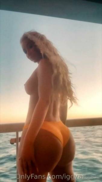 Iggy Azalea Nude Nipple Ass Spank Onlyfans Video Leaked on modelies.com